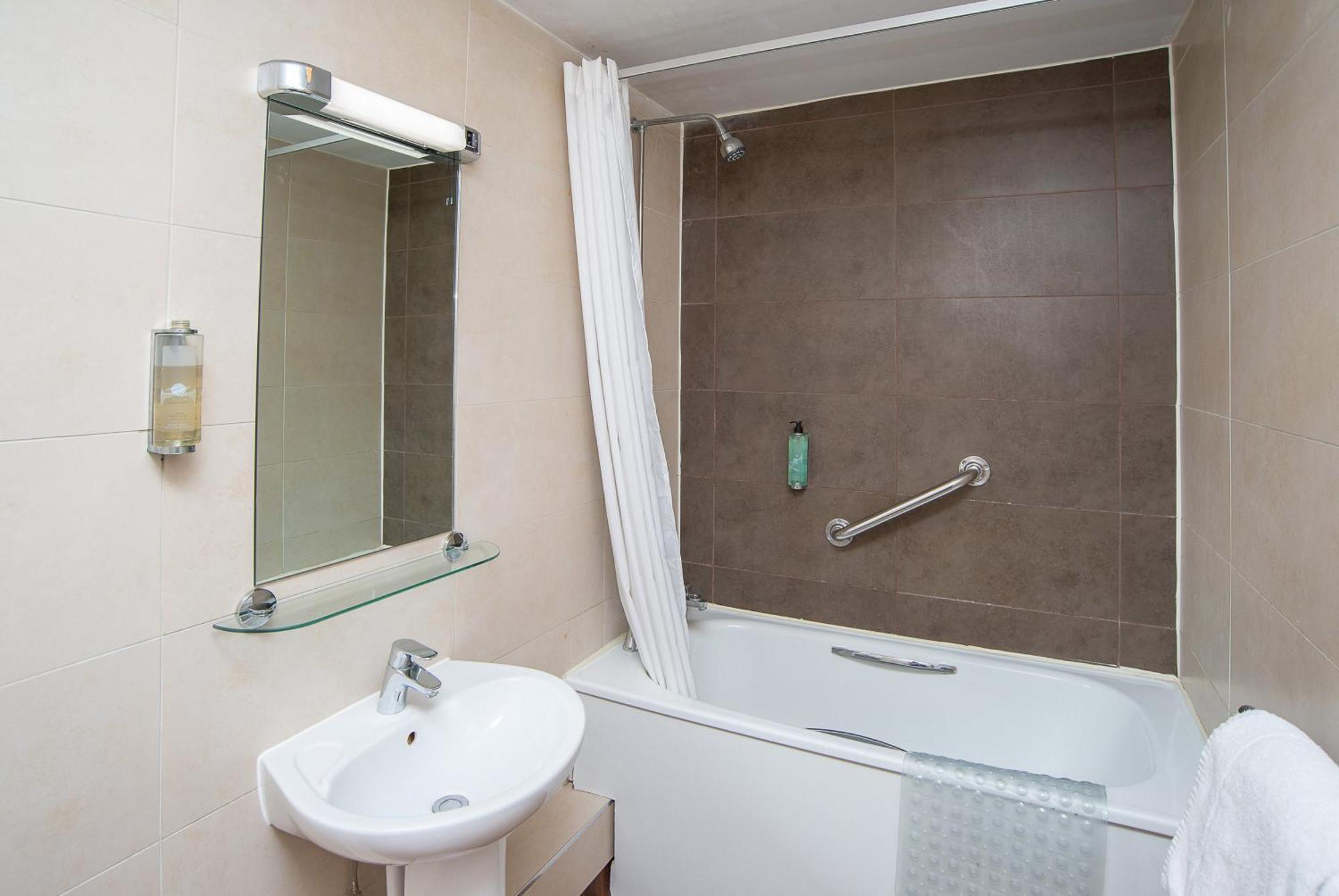 Foley Arms Hotel Great Malvern Εξωτερικό φωτογραφία
