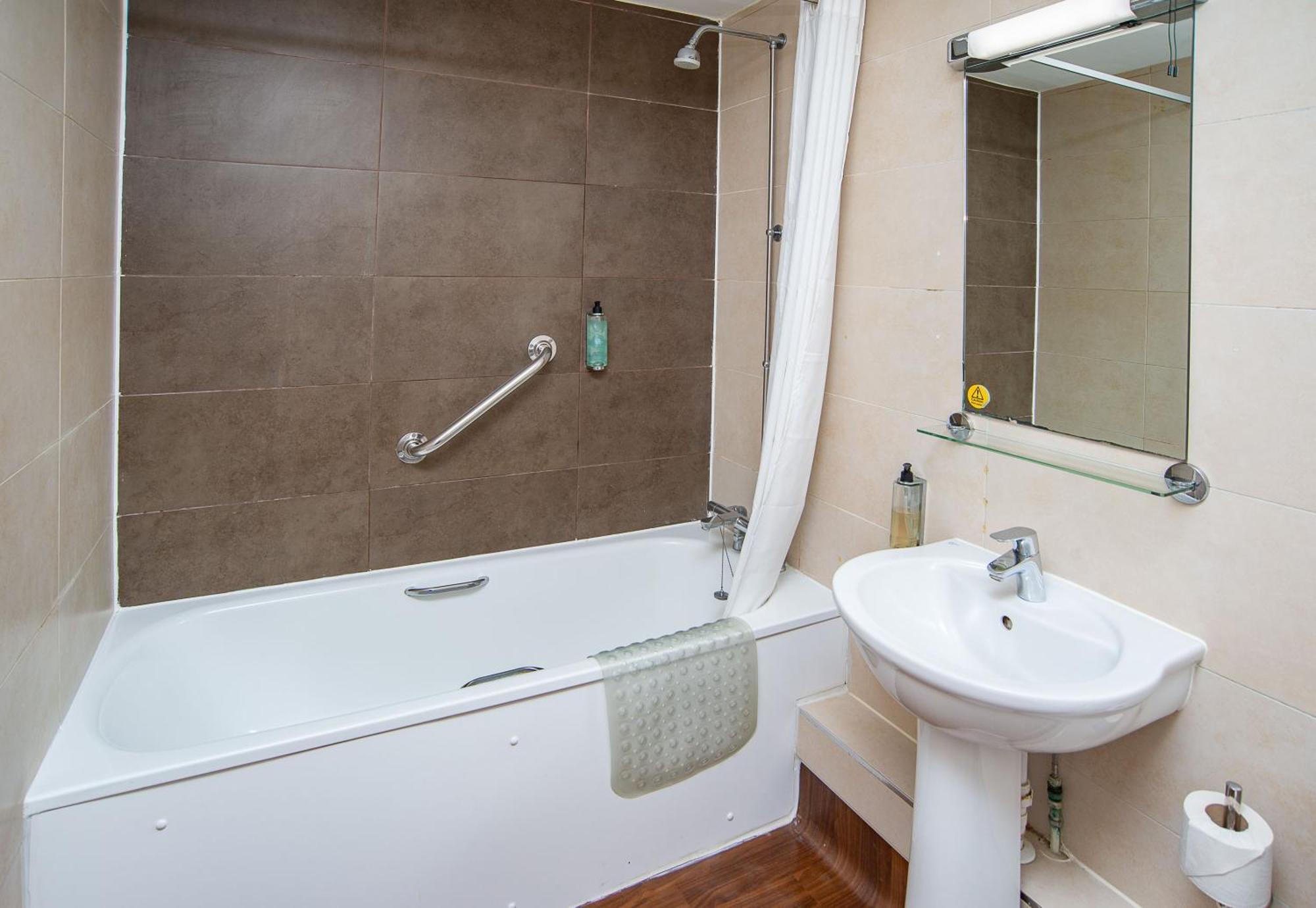 Foley Arms Hotel Great Malvern Εξωτερικό φωτογραφία